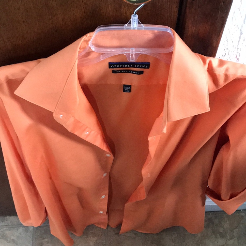 Spring button down - Picture 2 of 2